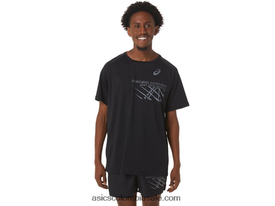 hombres Asics top de manga corta con estampado de línea de meta rendimiento negro 20X82N249