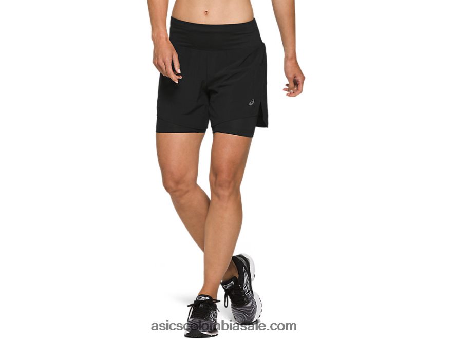 mujer Asics camino 2-n-1 5.5in corto rendimiento negro 20X82N3787